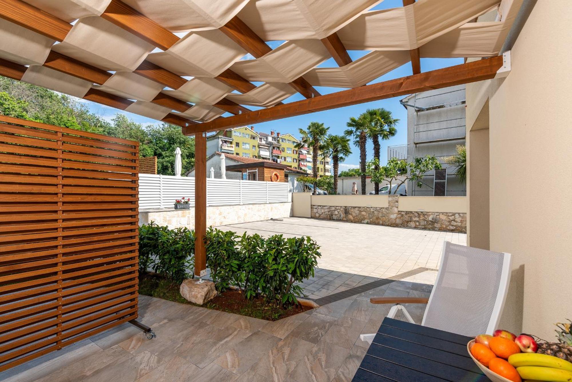 App Sandro With Common Pool Guest house Porec