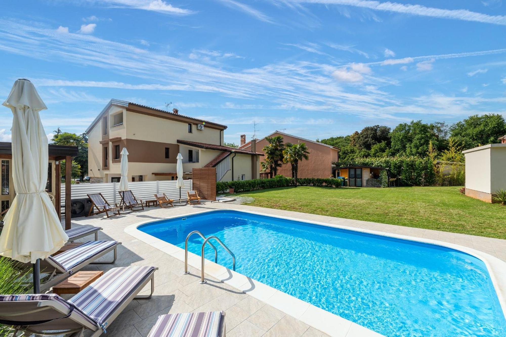 Guest house App Sandro With Common Pool *