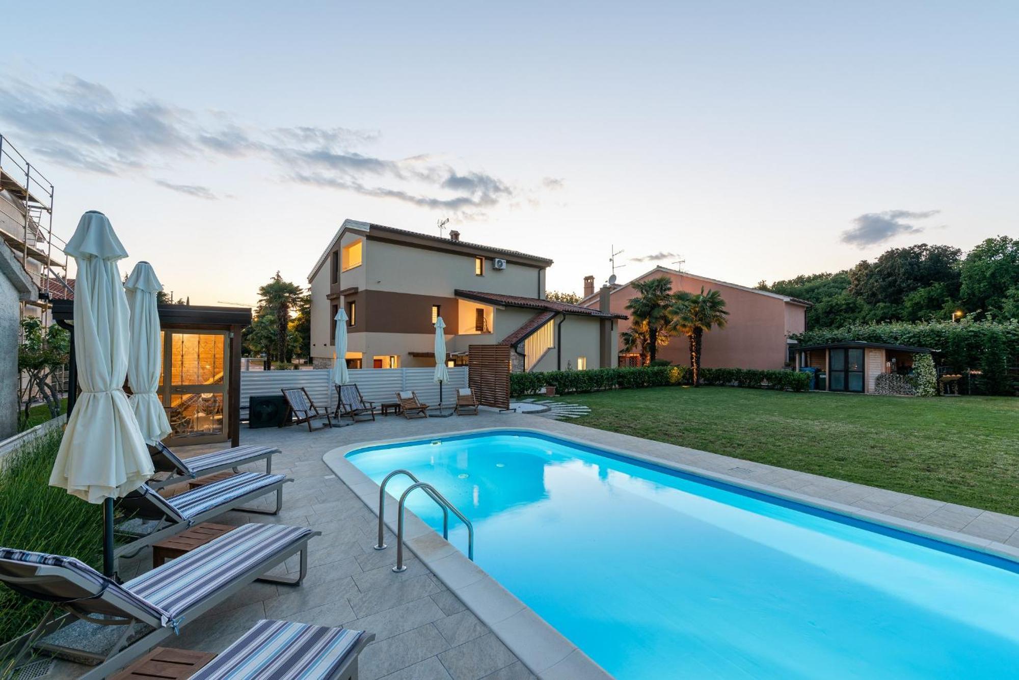 Guest house App Sandro With Common Pool Porec