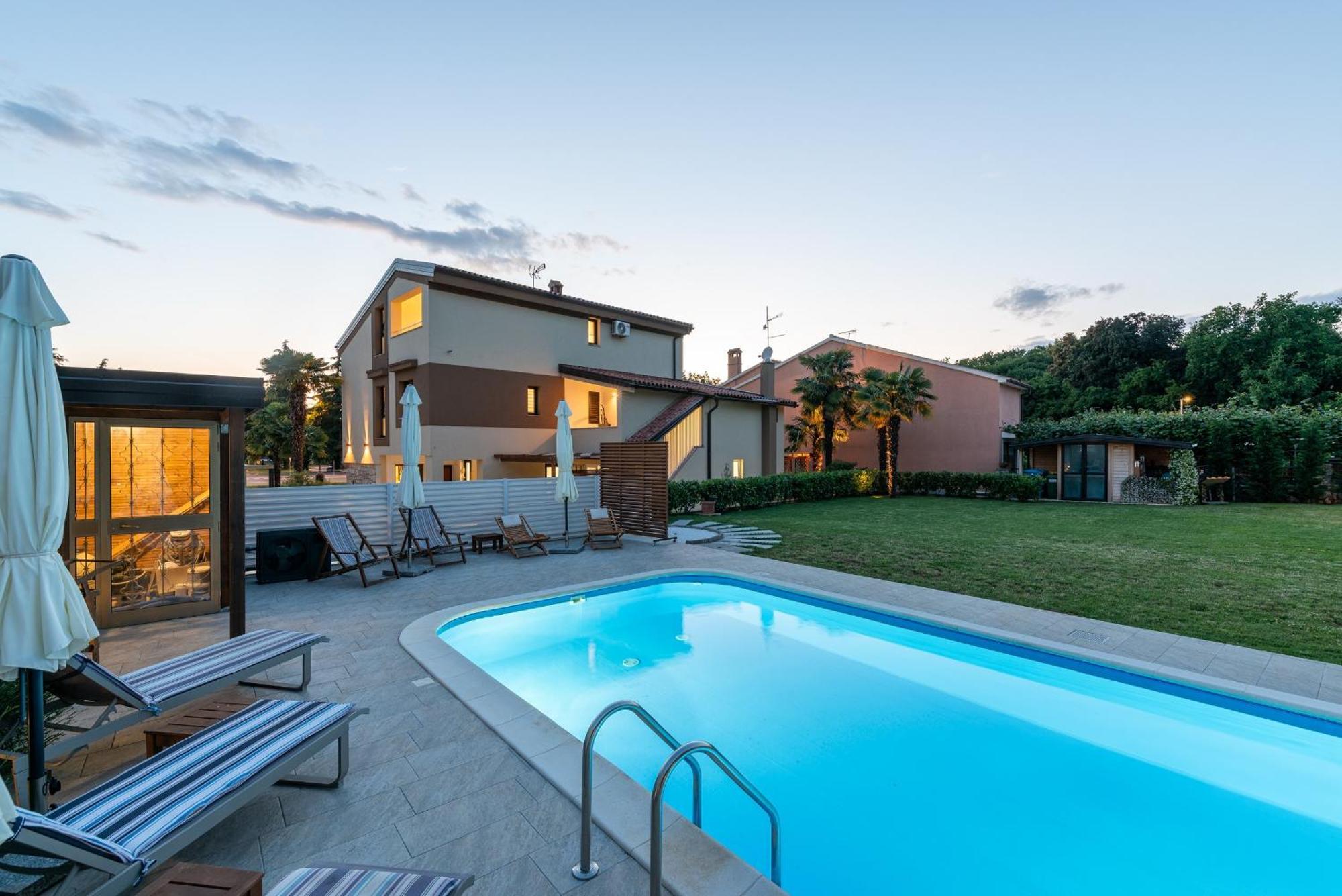 App Sandro With Common Pool Porec
